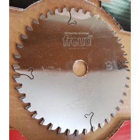   FREUD aluvágó HM körfűrészlap 160x2,8/2,2x20 z=42 LU5D 0100